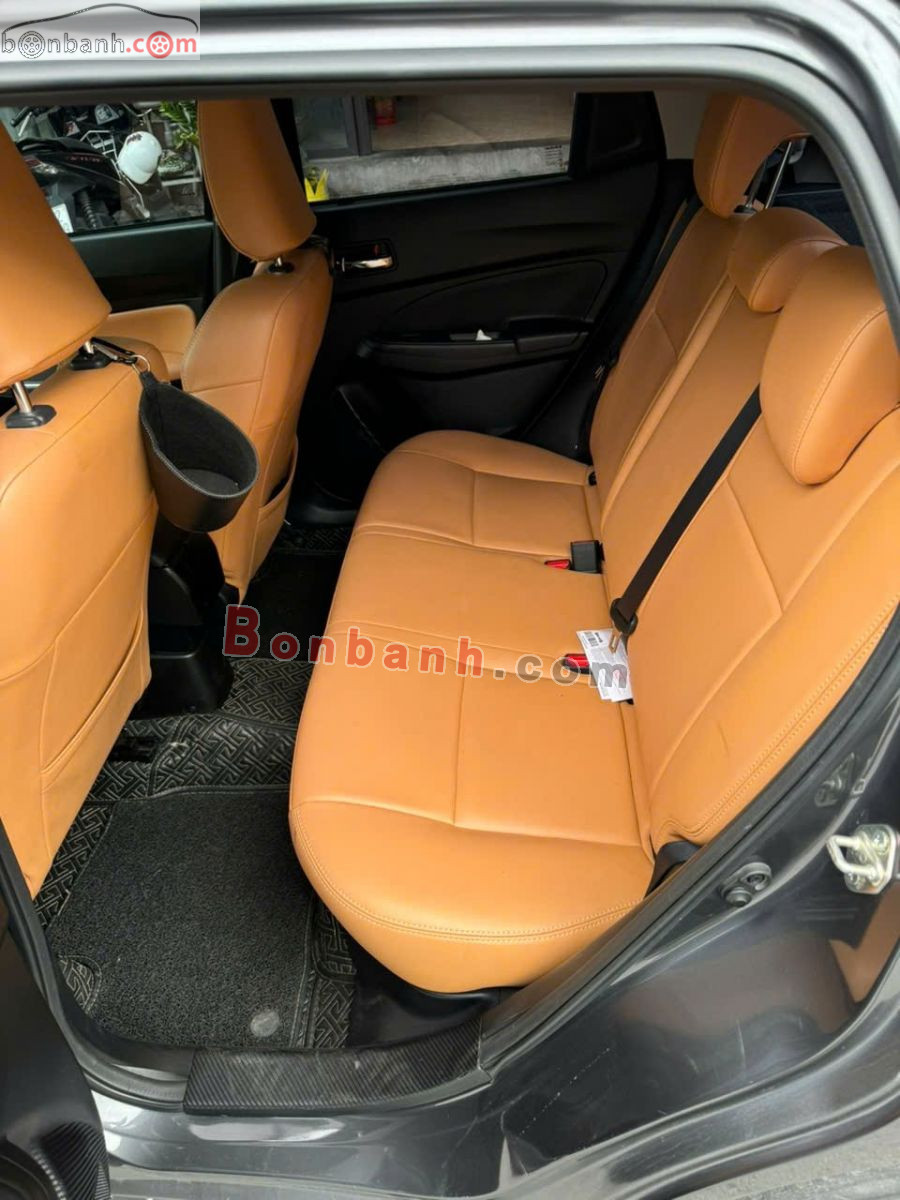 Bán ô tô Suzuki Swift GLX 1.2 AT - 2022 - xe cũ