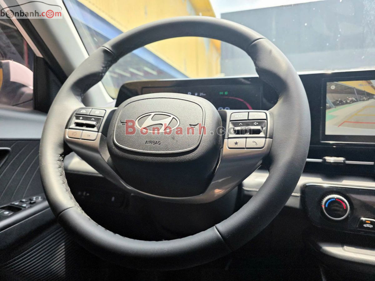 Bán ô tô Hyundai Accent Đặc biệt 1.5 AT - 2025 - xe cũ