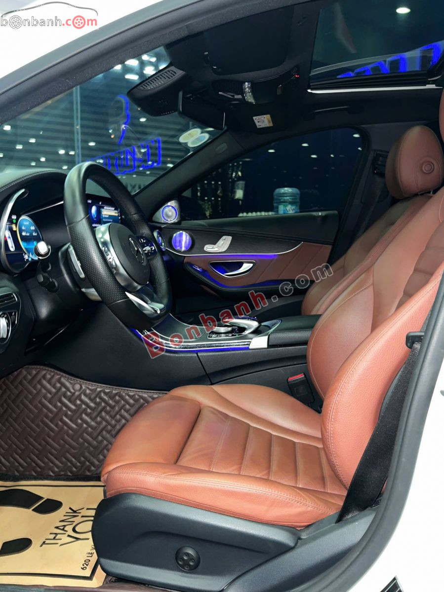 Bán ô tô Mercedes Benz C class C300 AMG - 2019 - xe cũ