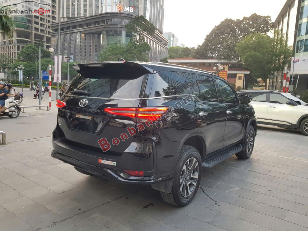 Bán ô tô Toyota Fortuner Legender 2.4L 4x2 AT - 2024 - xe cũ