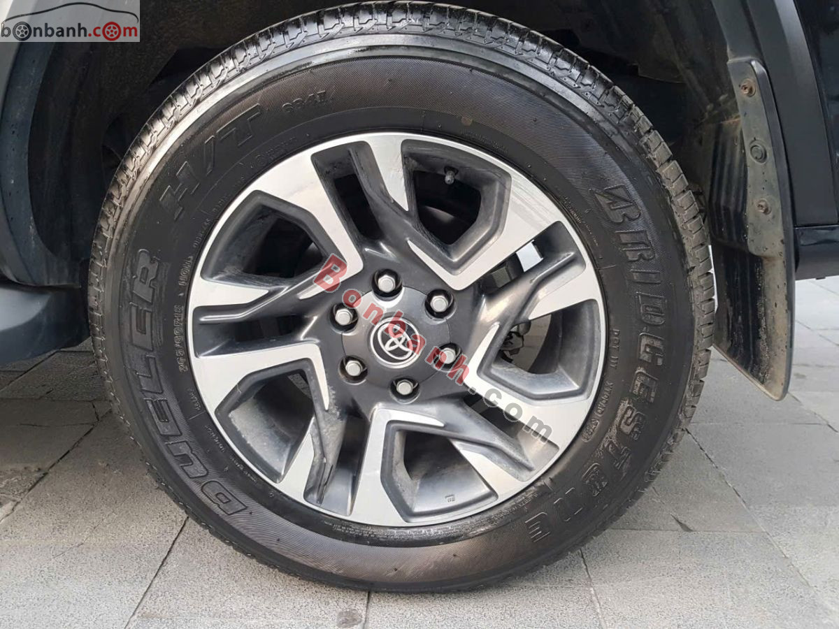 Bán ô tô Toyota Fortuner Legender 2.4L 4x2 AT - 2024 - xe cũ
