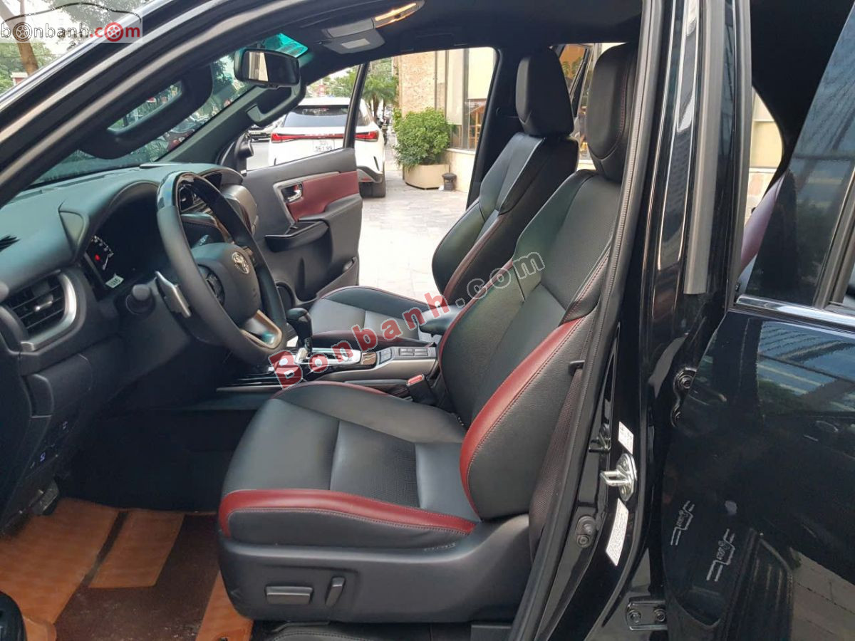 Bán ô tô Toyota Fortuner Legender 2.4L 4x2 AT - 2024 - xe cũ