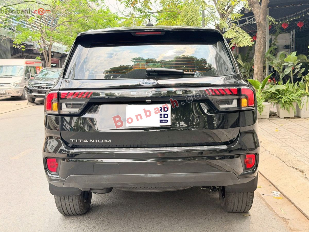 Bán ô tô Ford Everest Titanium Plus 2.0L 4x4 AT - 2024 - xe cũ