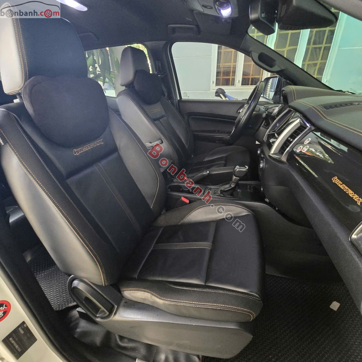 Bán ô tô Ford Ranger Wildtrak 2.0L 4x4 AT - 2018 - xe cũ