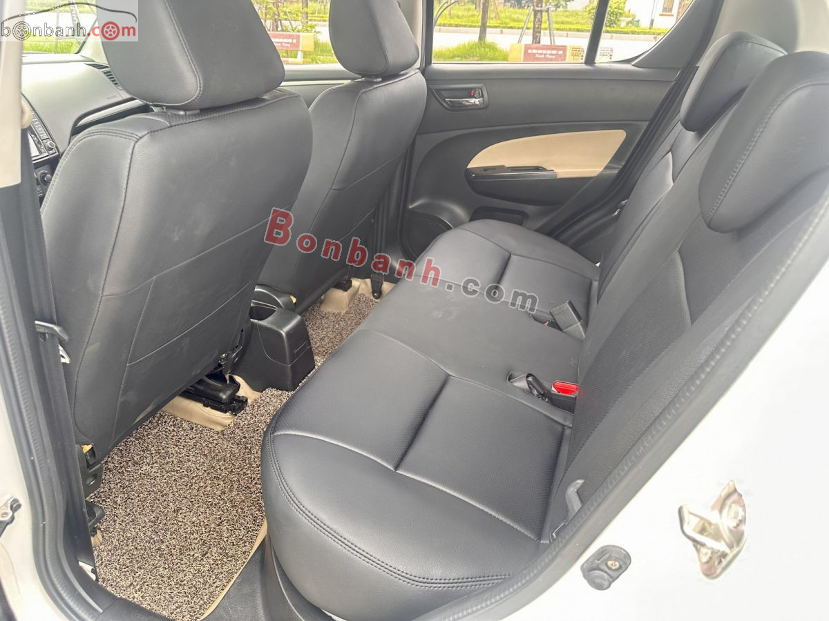 Bán ô tô Suzuki Swift 1.4 AT - 2015 - xe cũ
