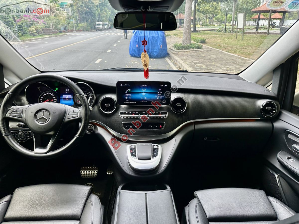 Bán ô tô Mercedes Benz V class V250 AMG - 2023 - xe cũ