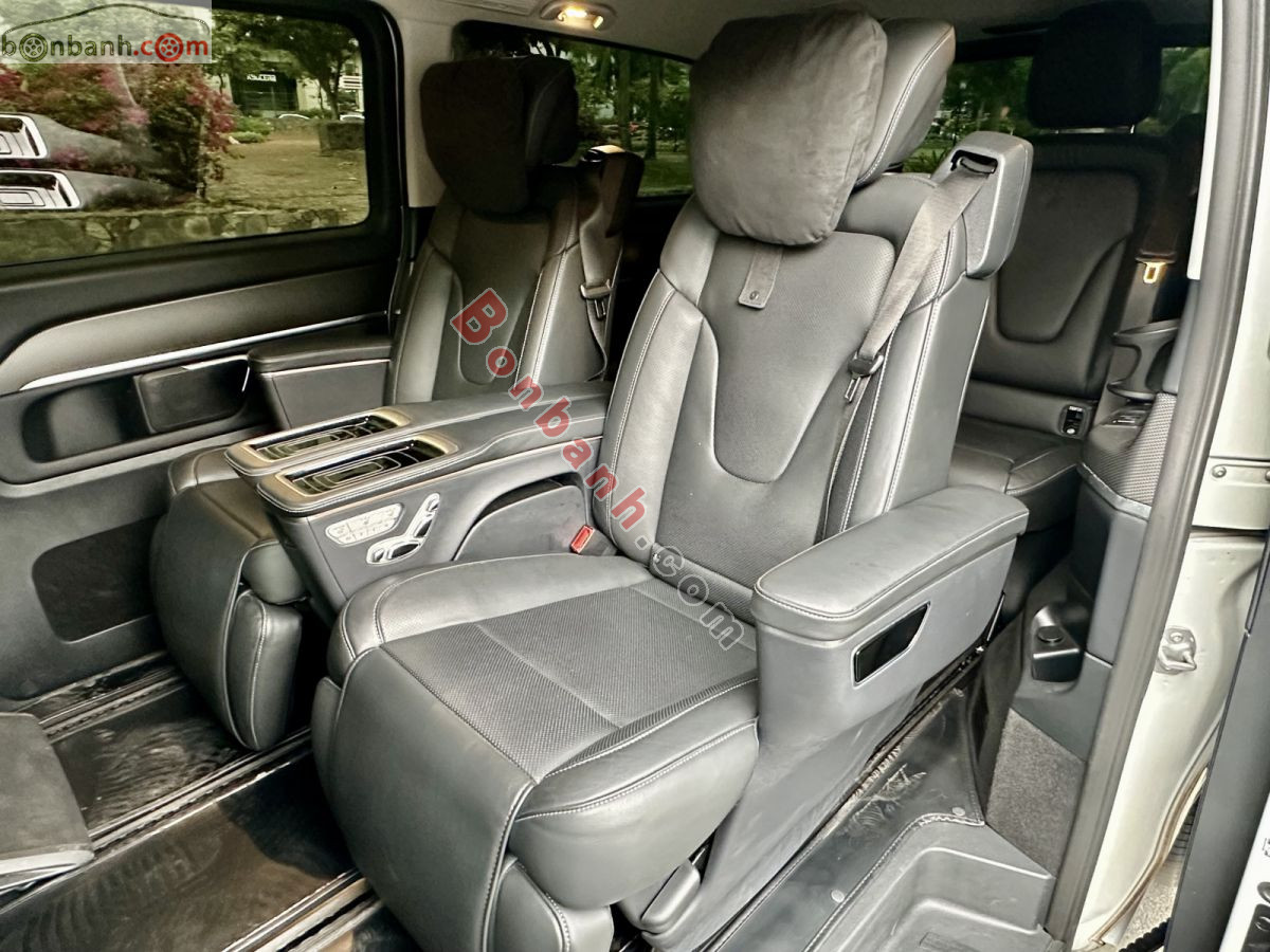 Bán ô tô Mercedes Benz V class V250 AMG - 2023 - xe cũ