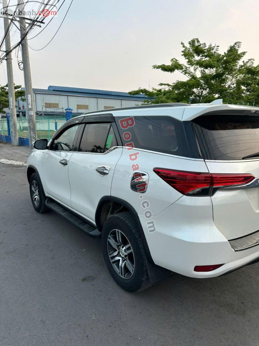 Bán ô tô Toyota Fortuner 2.4G 4x2 MT - 2017 - xe cũ