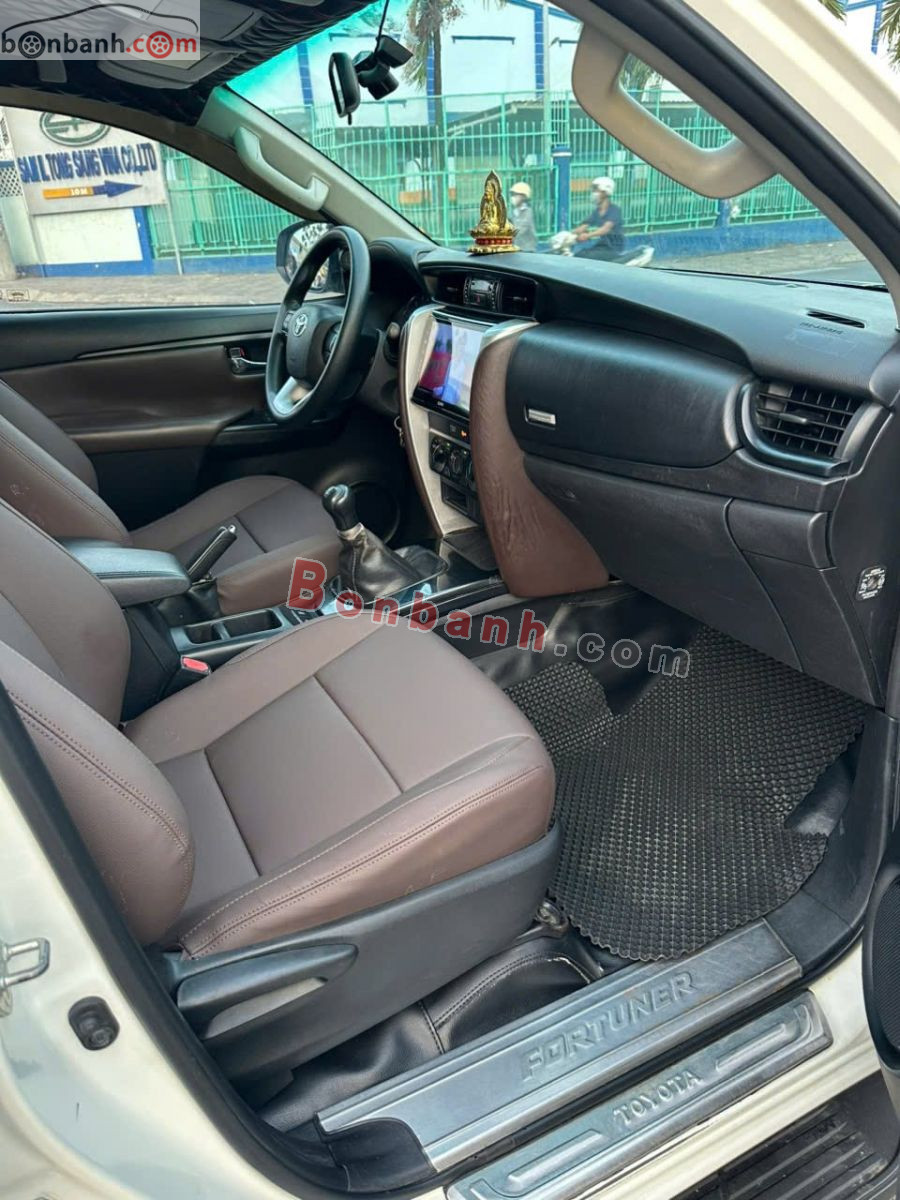 Bán ô tô Toyota Fortuner 2.4G 4x2 MT - 2017 - xe cũ