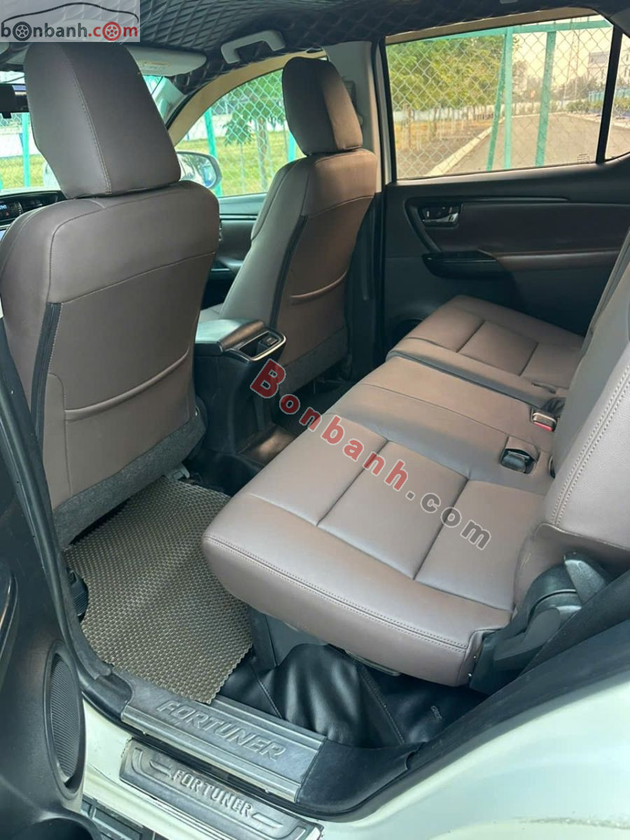 Bán ô tô Toyota Fortuner 2.4G 4x2 MT - 2017 - xe cũ
