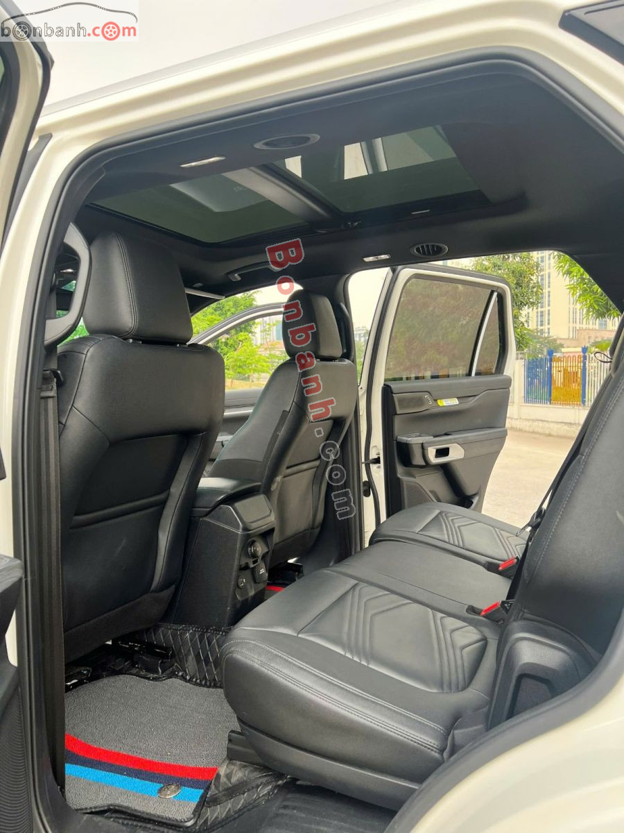 Bán ô tô Ford Everest Titanium Plus 2.0L 4x4 AT - 2025 - xe cũ