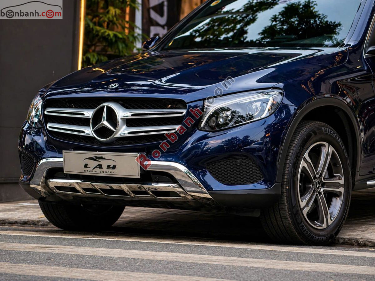 Bán ô tô Mercedes Benz GLC 250 4Matic - 2017 - xe cũ