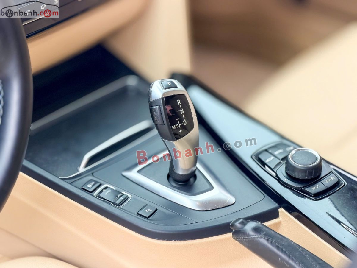 Bán ô tô BMW 3 Series 320i - 2018 - xe cũ