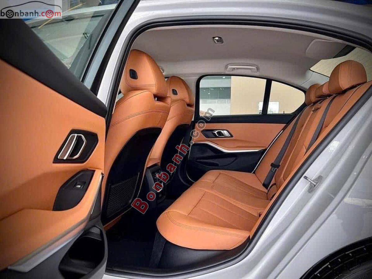 Bán ô tô BMW 3 Series 320i Sport Line - 2025 - xe mới
