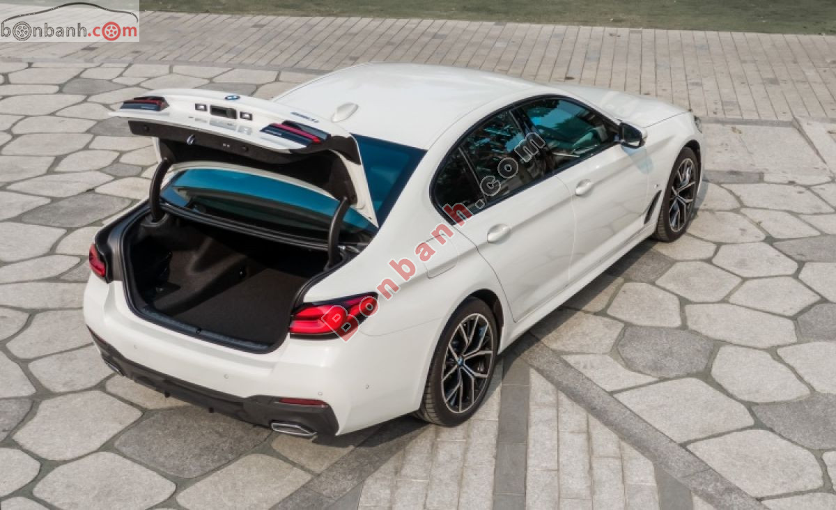 Bán ô tô BMW 5 Series 520i - 2026 - xe mới