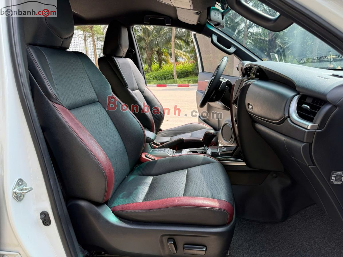 Bán ô tô Toyota Fortuner Legender 2.4L 4x2 AT - 2024 - xe cũ