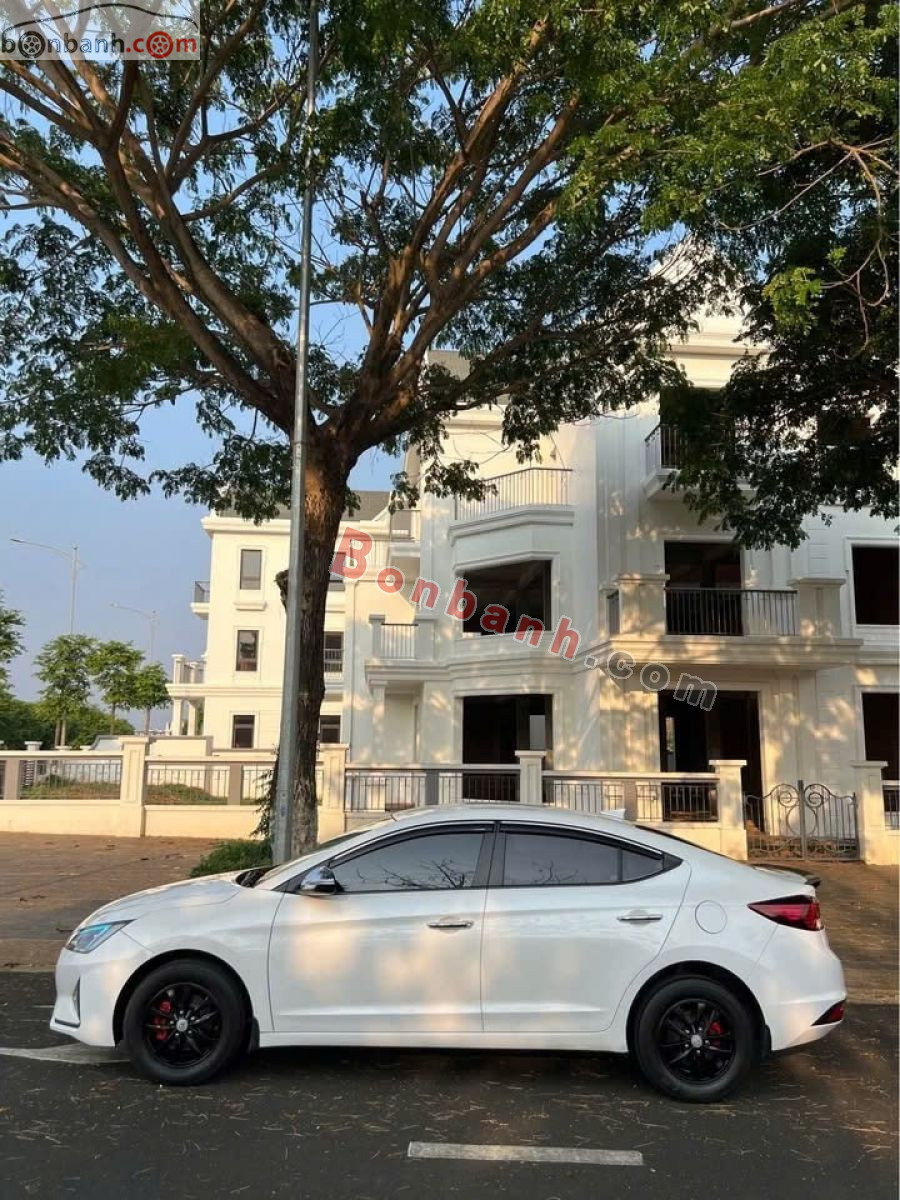 Bán ô tô Hyundai Elantra 1.6 MT - 2019 - xe cũ