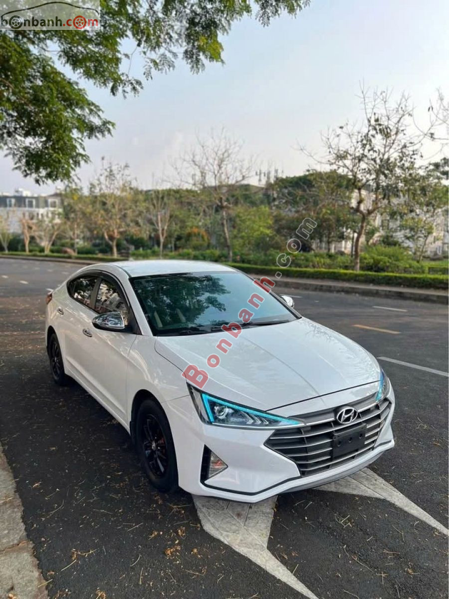 Bán ô tô Hyundai Elantra 1.6 MT - 2019 - xe cũ