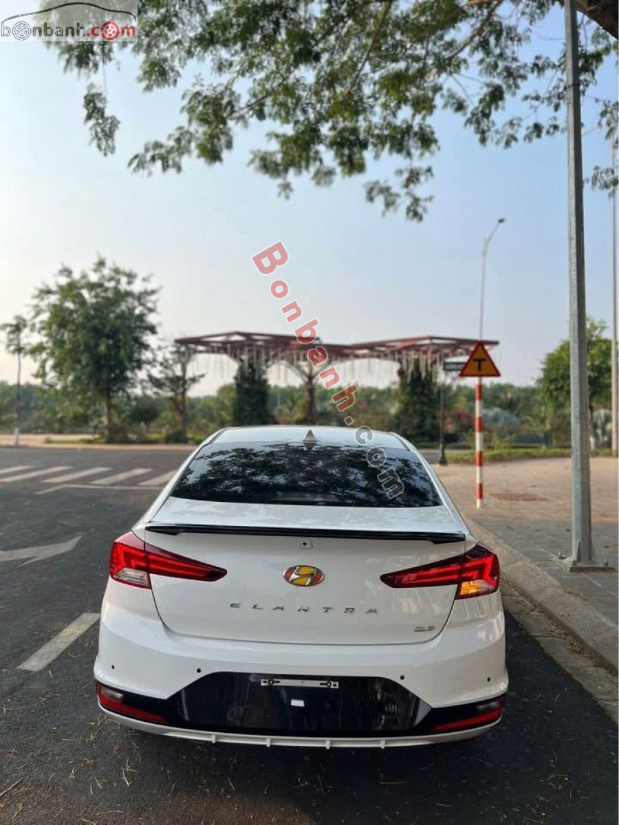 Bán ô tô Hyundai Elantra 1.6 MT - 2019 - xe cũ