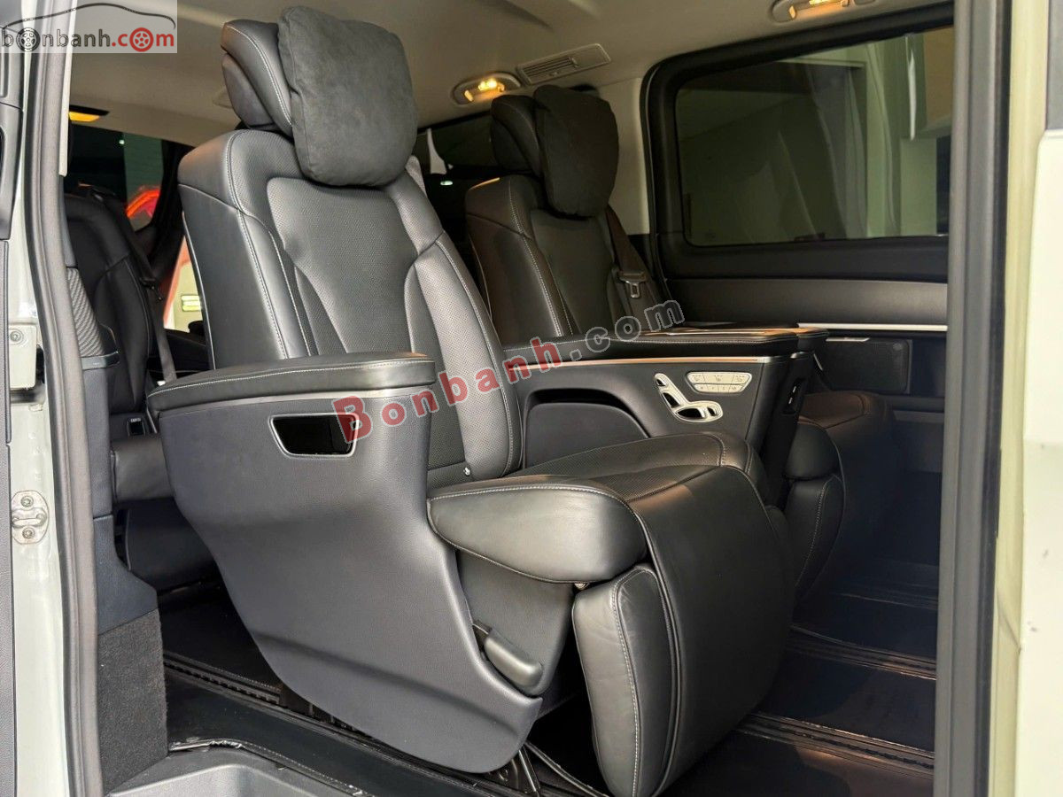 Bán ô tô Mercedes Benz V class V250 AMG - 2023 - xe cũ