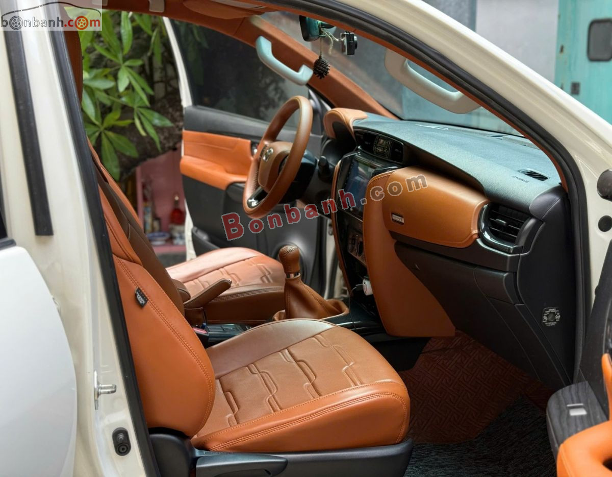 Bán ô tô Toyota Fortuner 2.4G 4x2 MT - 2020 - xe cũ