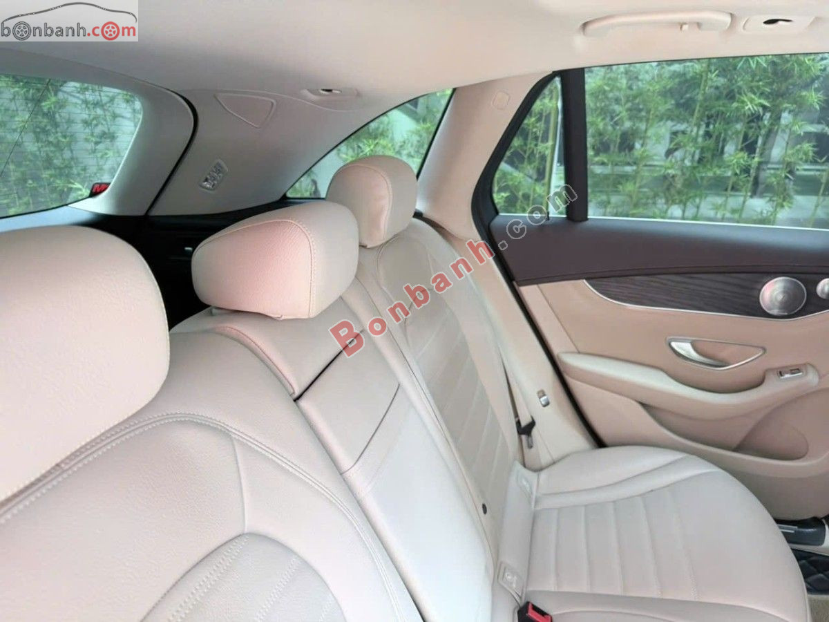 Bán ô tô Mercedes Benz GLC 300 4Matic - 2018 - xe cũ