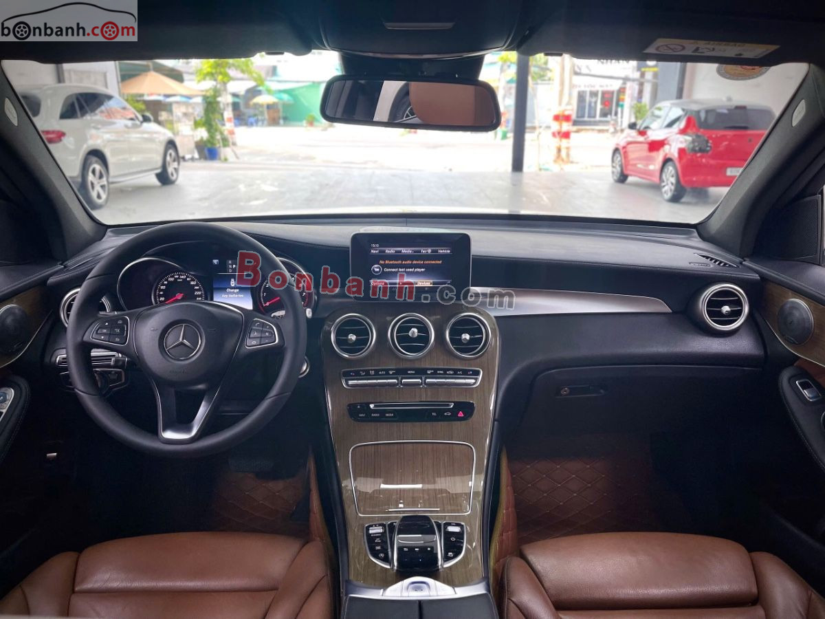 Bán ô tô Mercedes Benz GLC 250 4Matic - 2017 - xe cũ