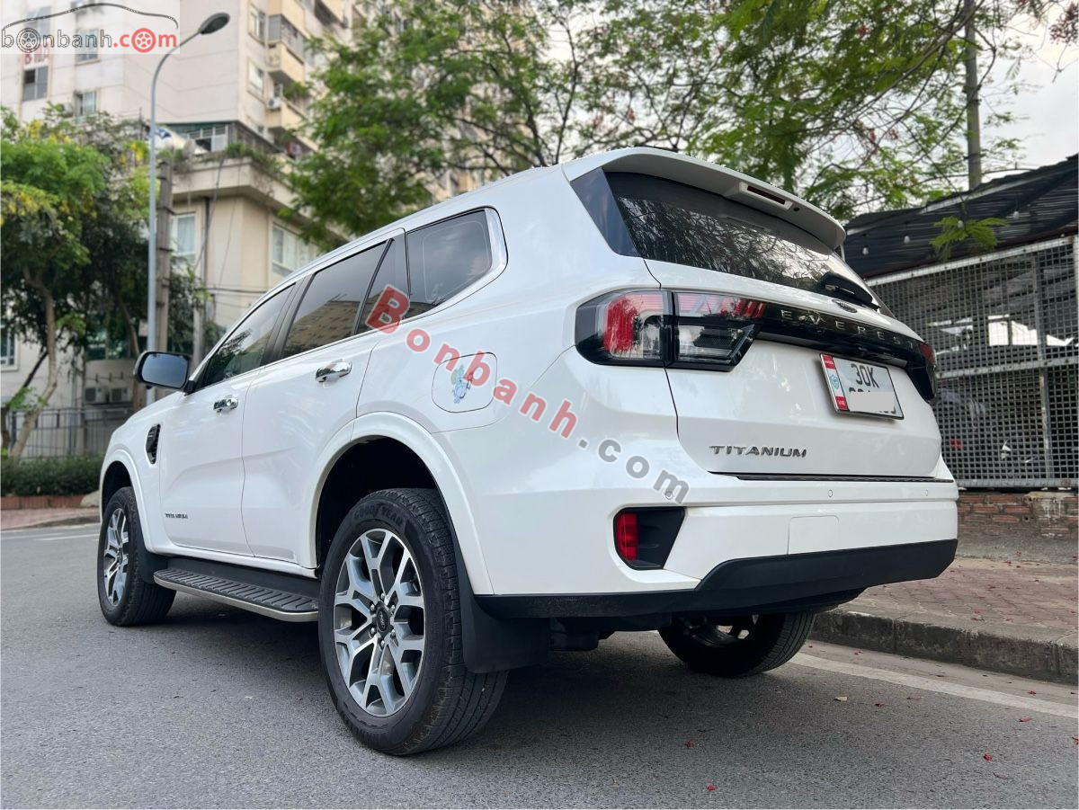 Bán ô tô Ford Everest Titanium 2.0L 4x2 AT - 2022 - xe cũ