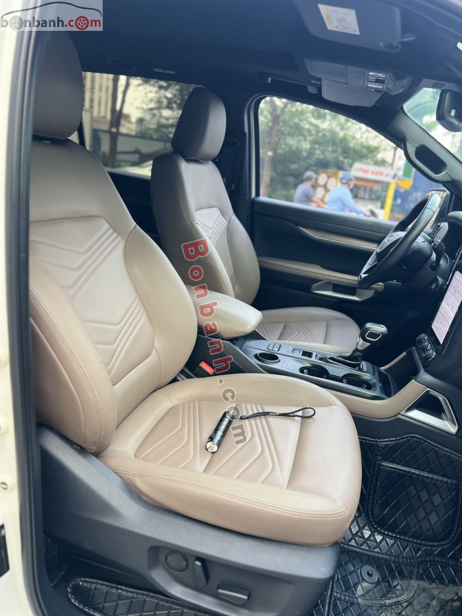 Bán ô tô Ford Everest Titanium 2.0L 4x2 AT - 2022 - xe cũ