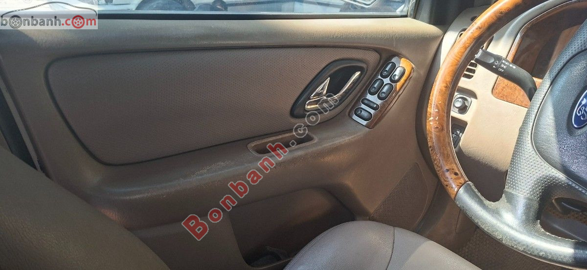 Bán ô tô Ford Escape XLT 3.0 AT - 2005 - xe cũ