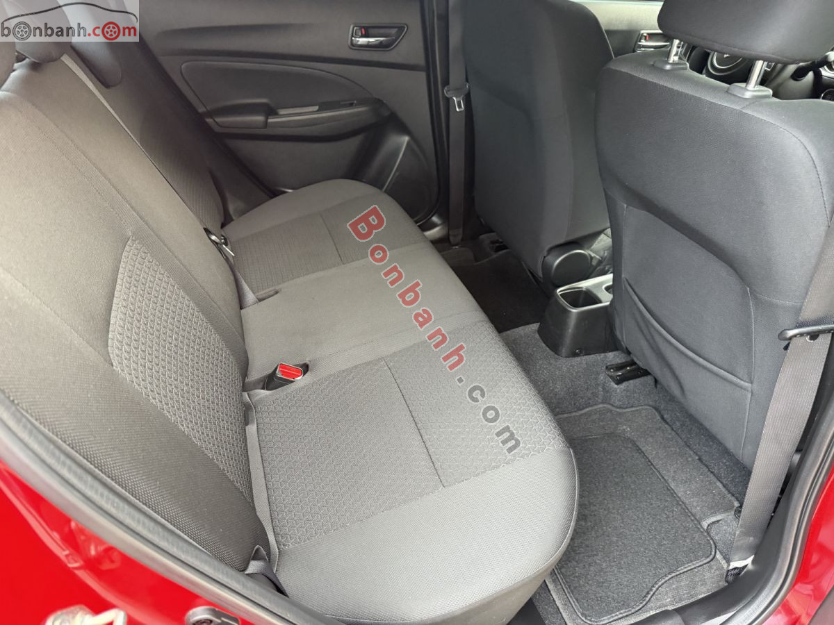 Bán ô tô Suzuki Swift GLX 1.2 AT - 2019 - xe cũ
