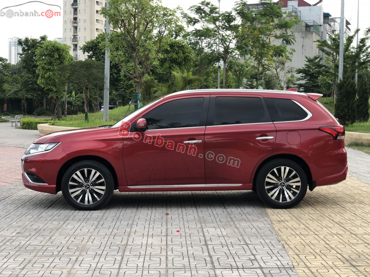 Bán ô tô Mitsubishi Outlander 2.0 CVT - 2022 - xe cũ