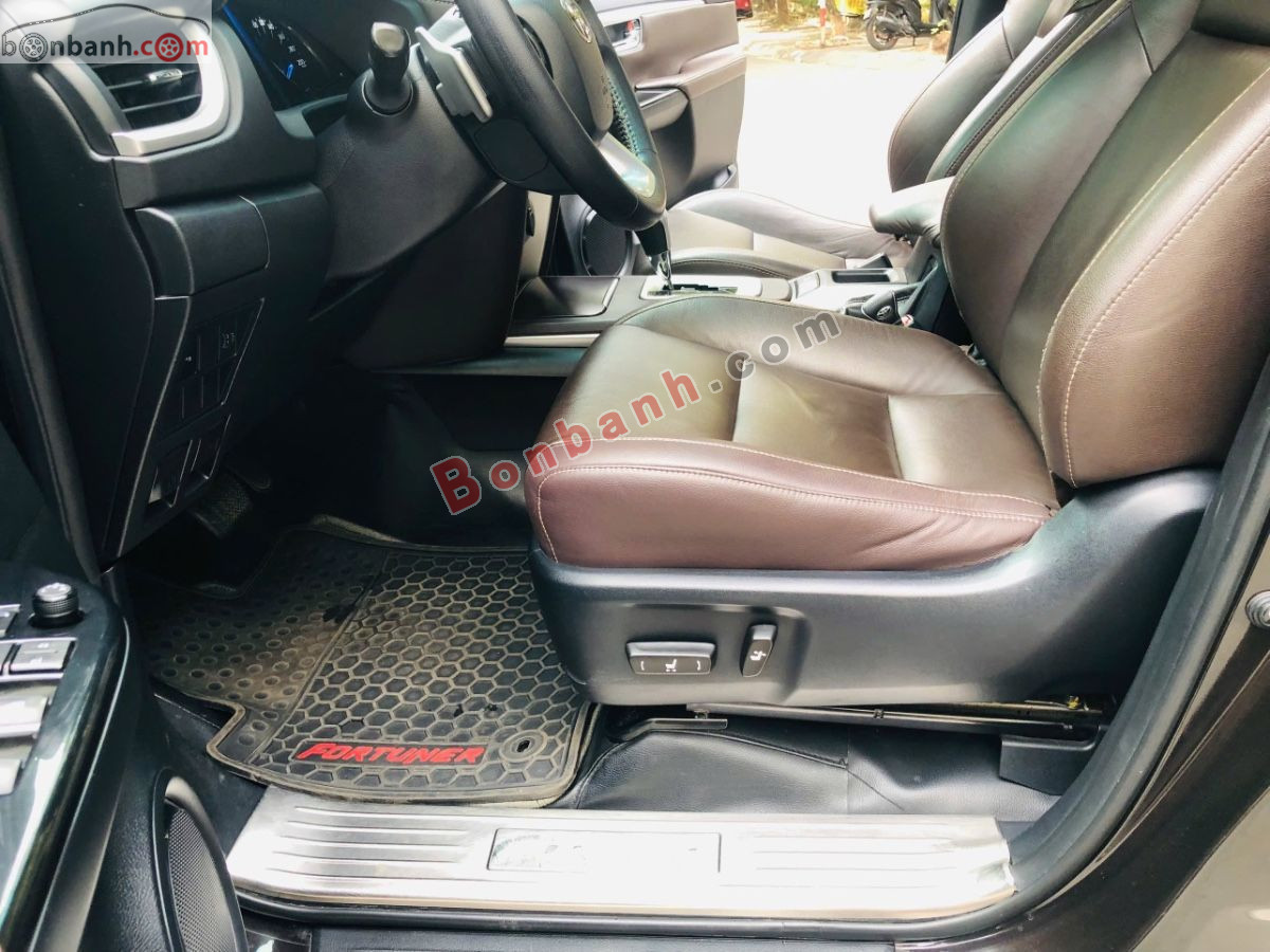 Bán ô tô Toyota Fortuner 2.7V 4x2 AT - 2017 - xe cũ