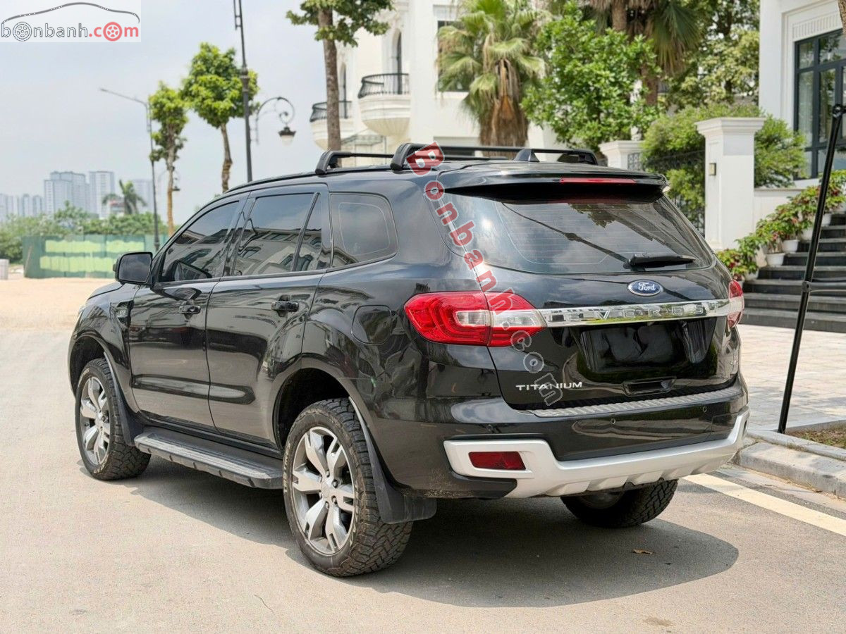 Bán ô tô Ford Everest Titanium 3.2L 4x4 AT - 2016 - xe cũ