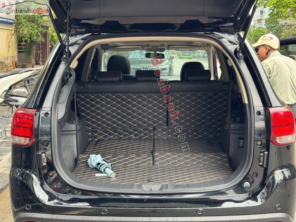 Bán ô tô Mitsubishi Outlander Premium 2.0 CVT - 2021 - xe cũ