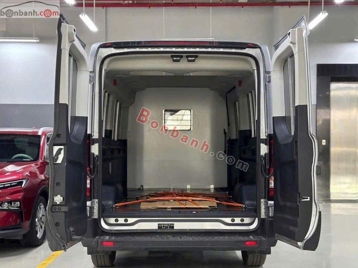 Bán ô tô Ford Transit Van - 2025 - xe mới