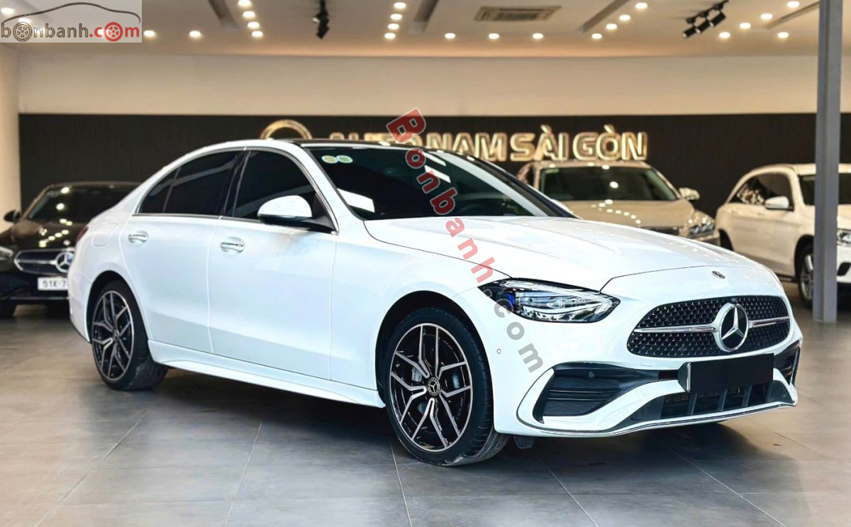 Bán ô tô Mercedes Benz C class C300 AMG - 2022 - xe cũ
