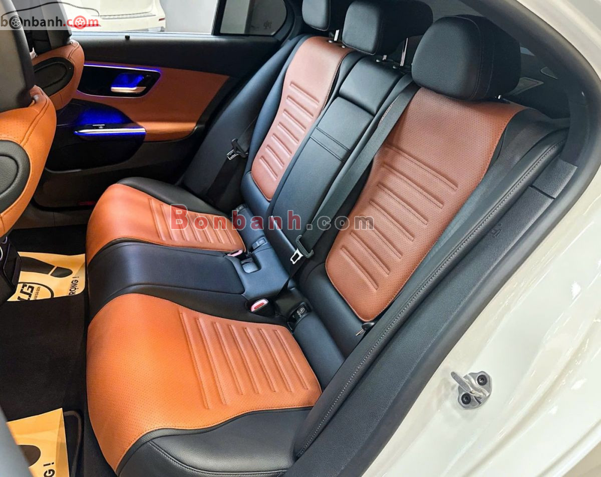 Bán ô tô Mercedes Benz C class C300 AMG - 2022 - xe cũ