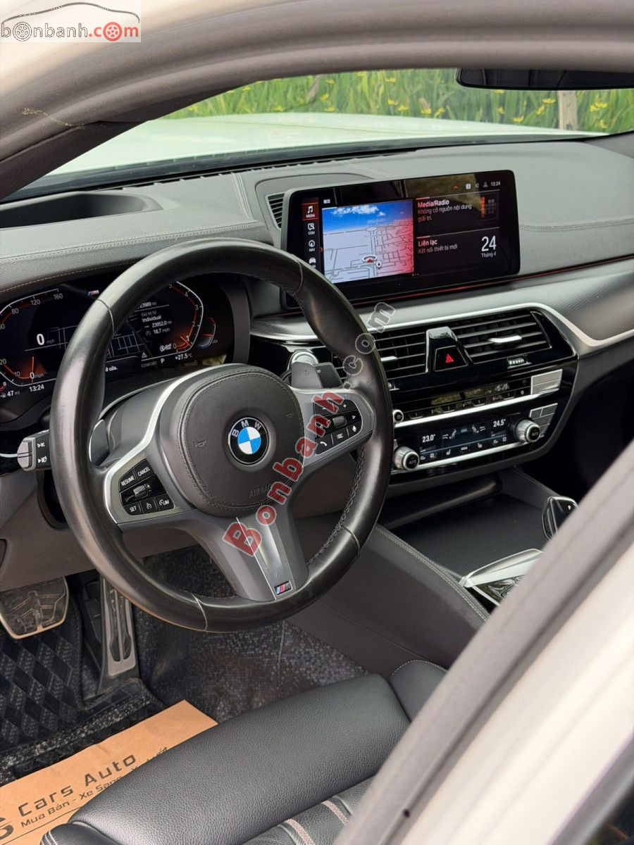 Bán ô tô BMW 5 Series 520i M Sport - 2023 - xe cũ