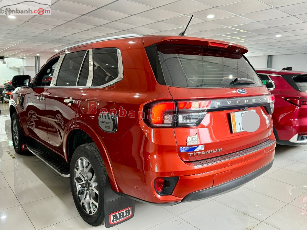 Bán ô tô Ford Everest Titanium Plus 2.0L 4x4 AT - 2022 - xe cũ