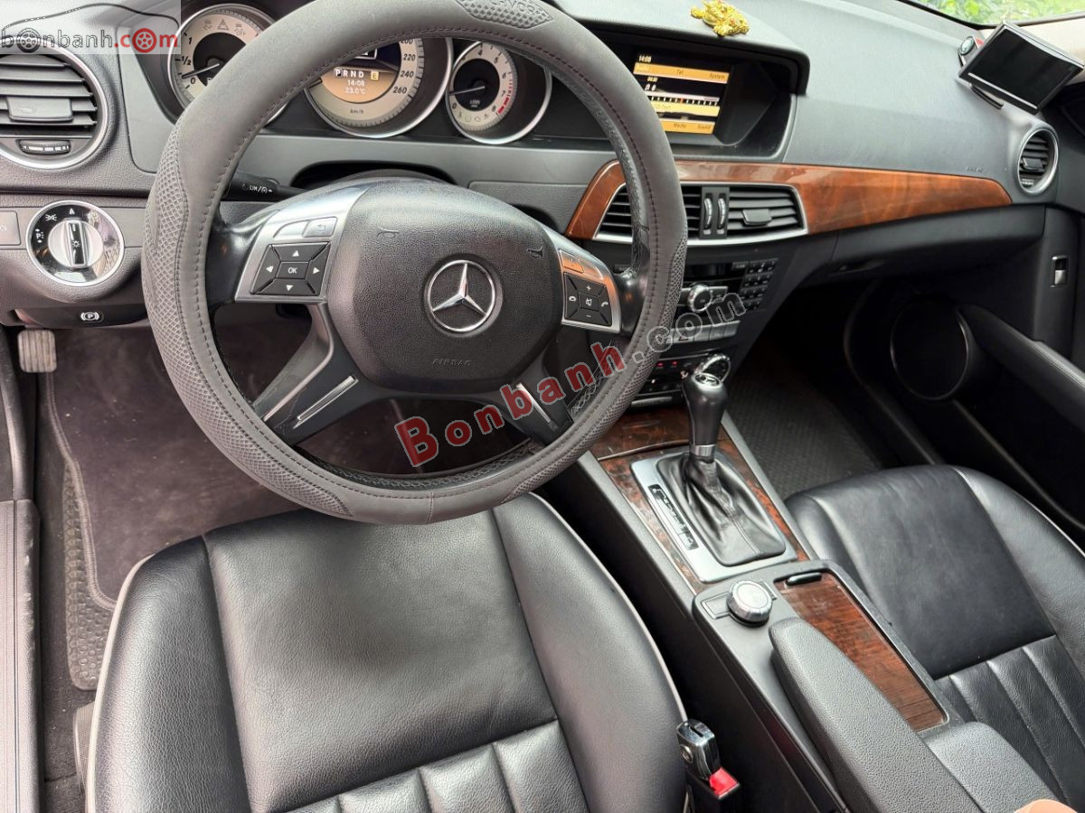 Bán ô tô Mercedes Benz C class C250 - 2011 - xe cũ