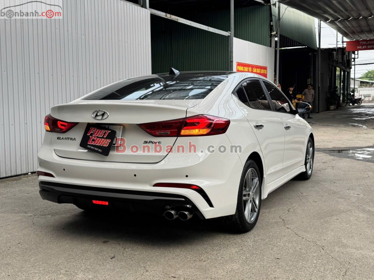 Bán ô tô Hyundai Elantra Sport 1.6 AT - 2018 - xe cũ