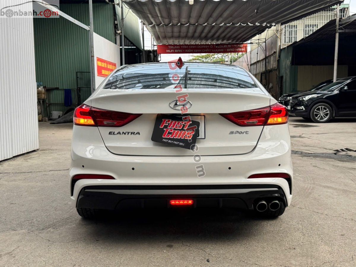 Bán ô tô Hyundai Elantra Sport 1.6 AT - 2018 - xe cũ