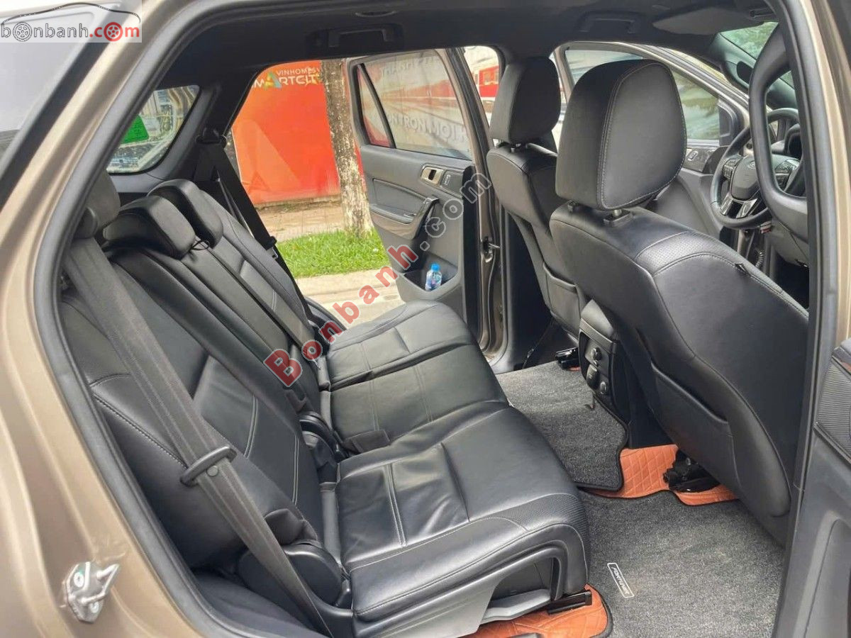 Bán ô tô Ford Everest Titanium 2.0L 4x2 AT - 2020 - xe cũ