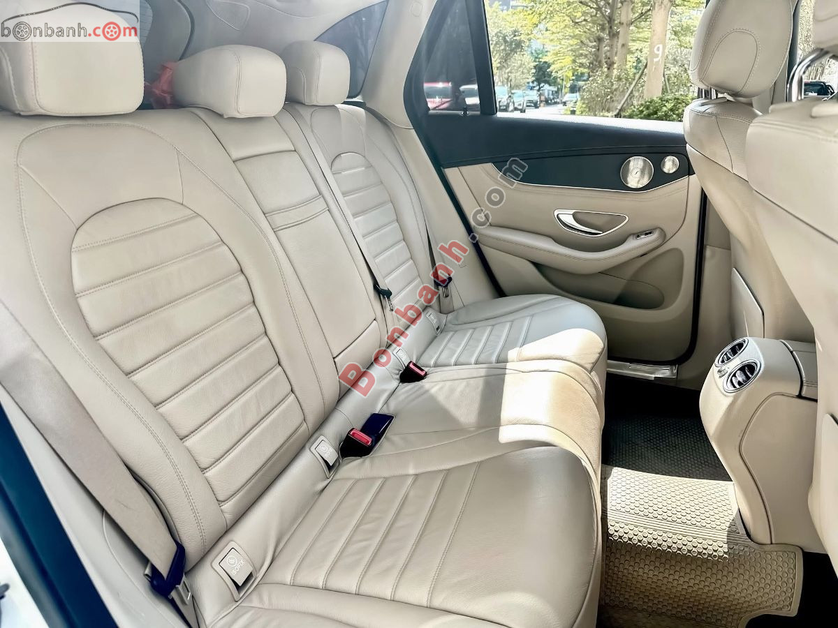 Bán ô tô Mercedes Benz GLC 300 4Matic - 2021 - xe cũ