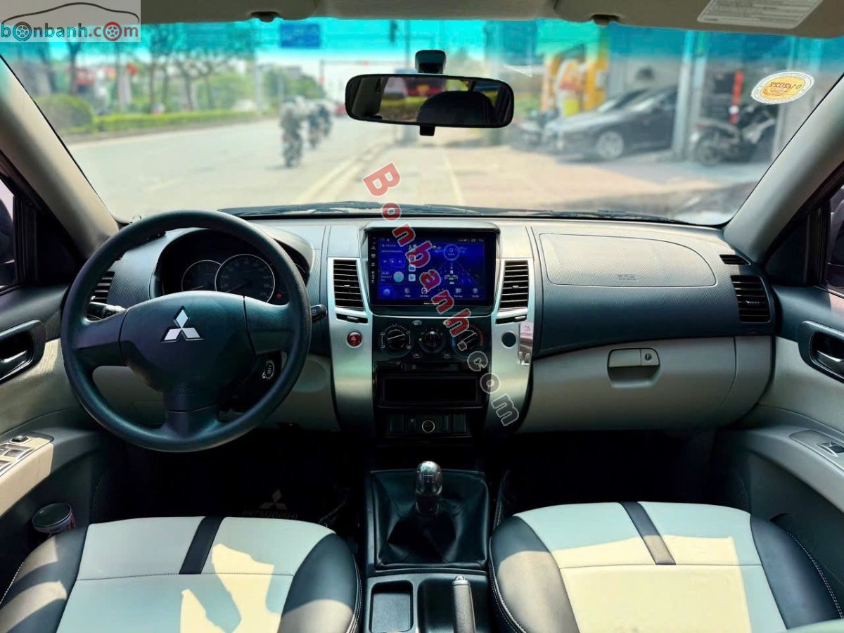 Bán ô tô Mitsubishi Pajero - 2016 - xe cũ
