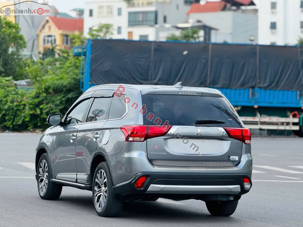 Bán ô tô Mitsubishi Outlander 2.0 CVT - 2019 - xe cũ