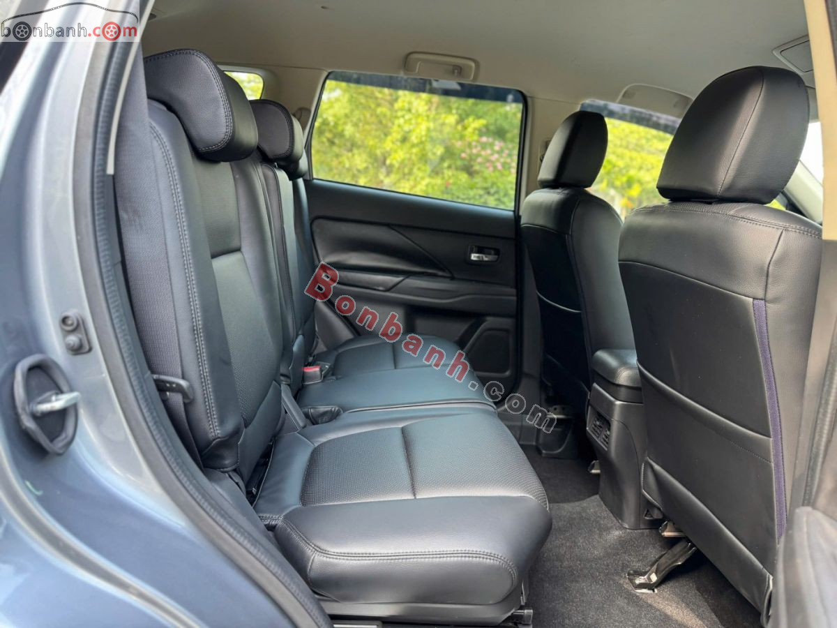 Bán ô tô Mitsubishi Outlander 2.0 CVT - 2019 - xe cũ