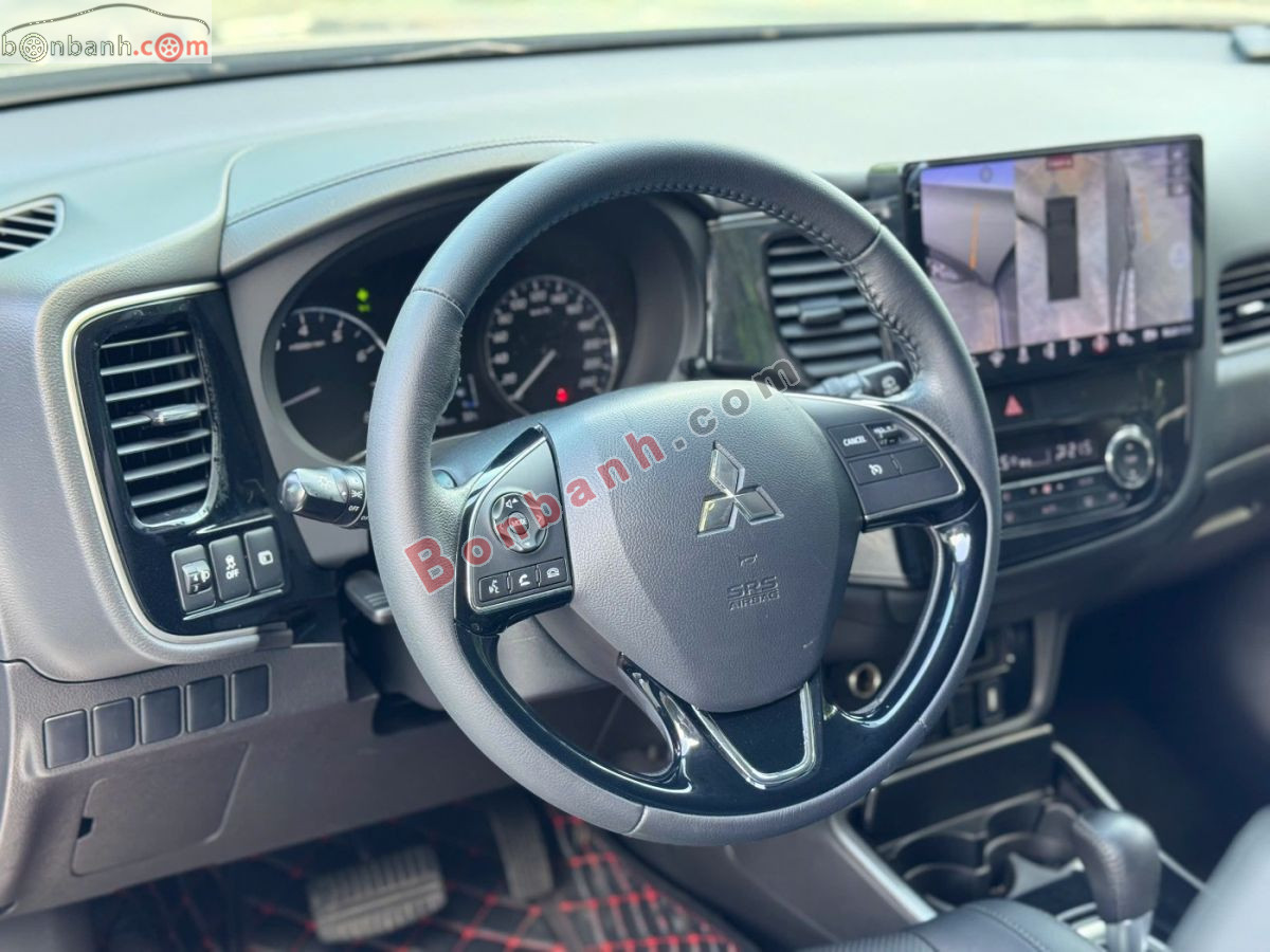 Bán ô tô Mitsubishi Outlander 2.0 CVT - 2019 - xe cũ