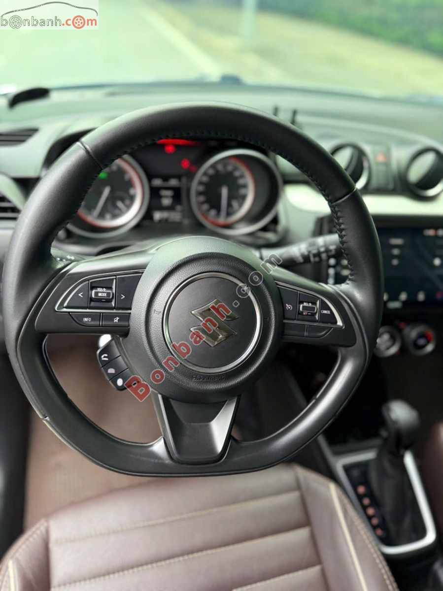 Bán ô tô Suzuki Swift GLX 1.2 AT - 2020 - xe cũ